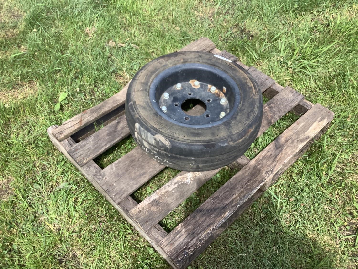 Traks B 21X7X12 Tire & Rim BigIron Auctions