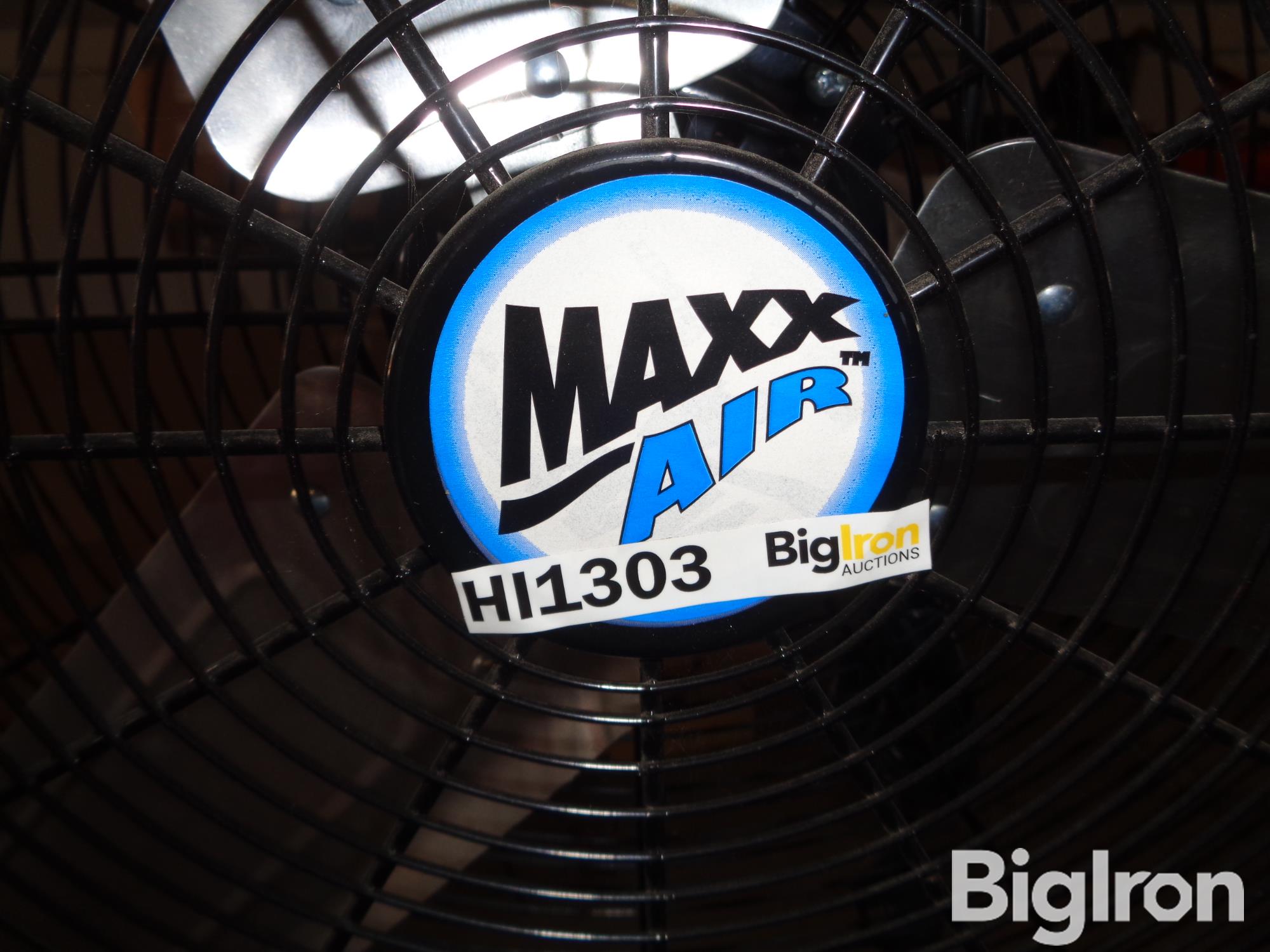 Maxx Air HVPF 30 YOKE 30" Electric Pedestal Fan BigIron Auctions