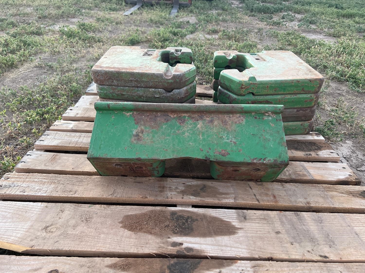 John Deere R51680 Suitcase Weights BigIron Auctions