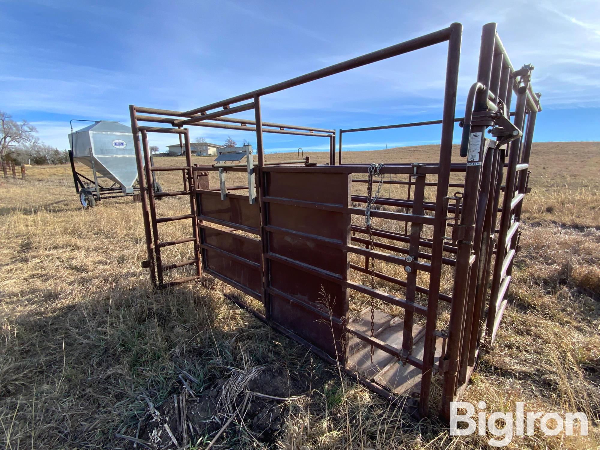 HiQual Calving Pen BigIron Auctions