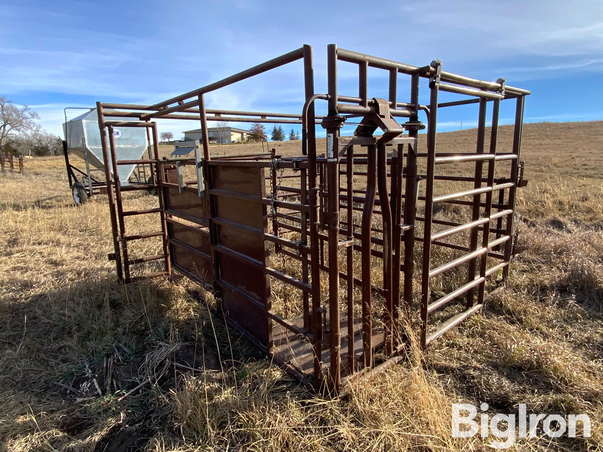 HiQual Calving Pen BigIron Auctions