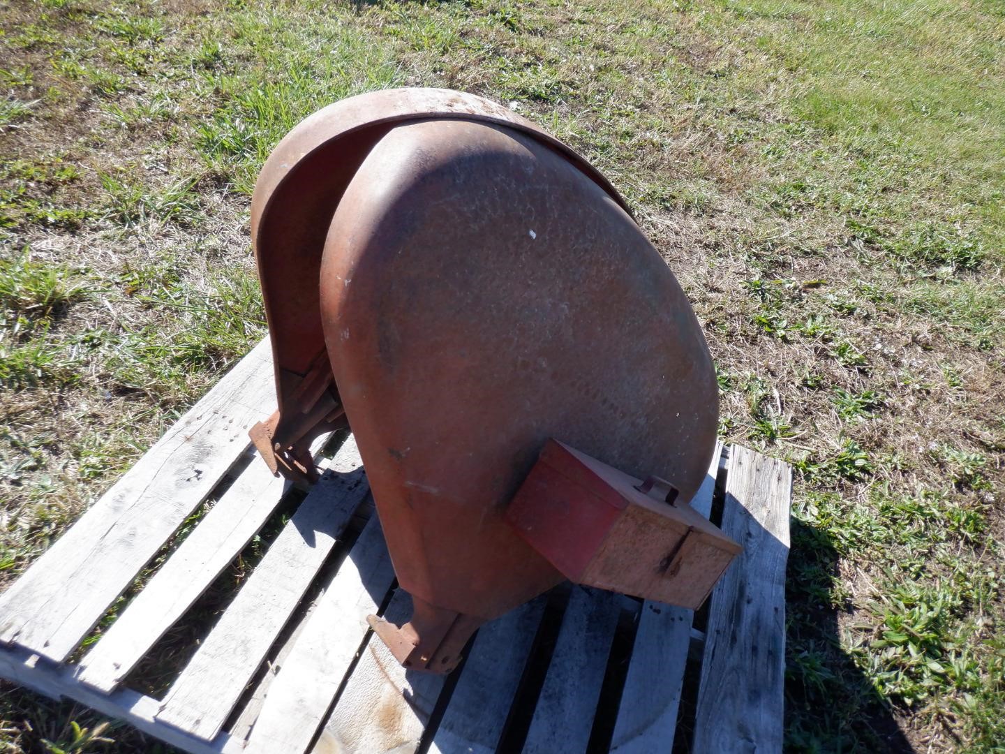 McCormick / Farmall Rear Shell Fenders BigIron Auctions