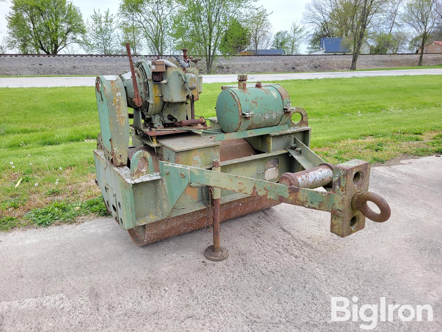 Essick VP55TM Pull-Type Vibratory Roller BigIron Auctions