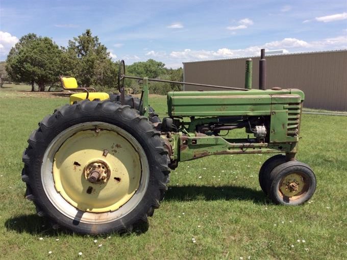 1948 John Deere B 2WD Tractor BigIron Auctions