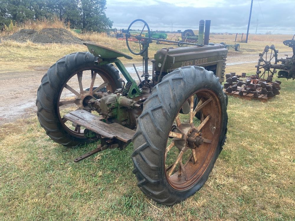 1939 John Deere B 2WD Tractor BigIron Auctions