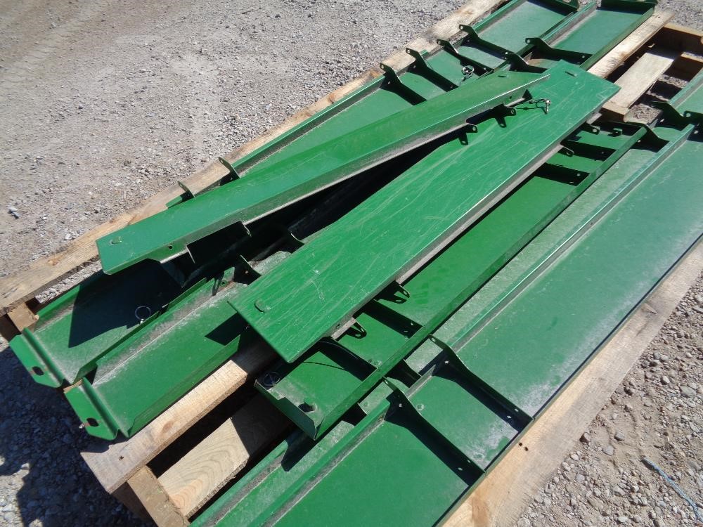 John Deere Combine Grain Tank Extension Bigiron Auctions 2370