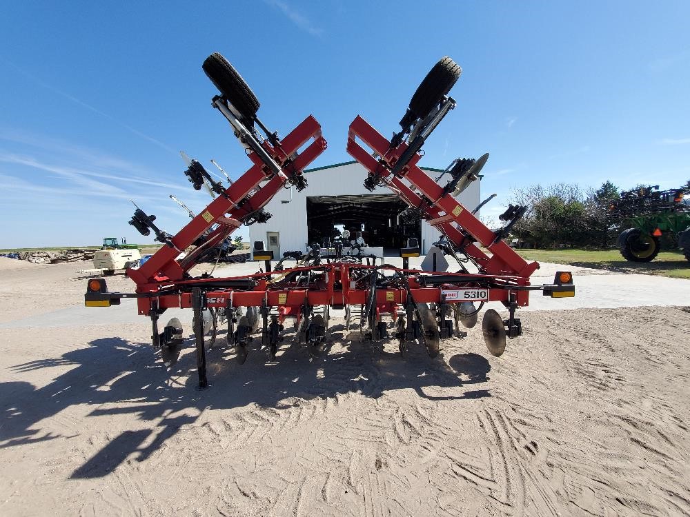 Case IH / DMI 5310 Strip Till Machine BigIron Auctions