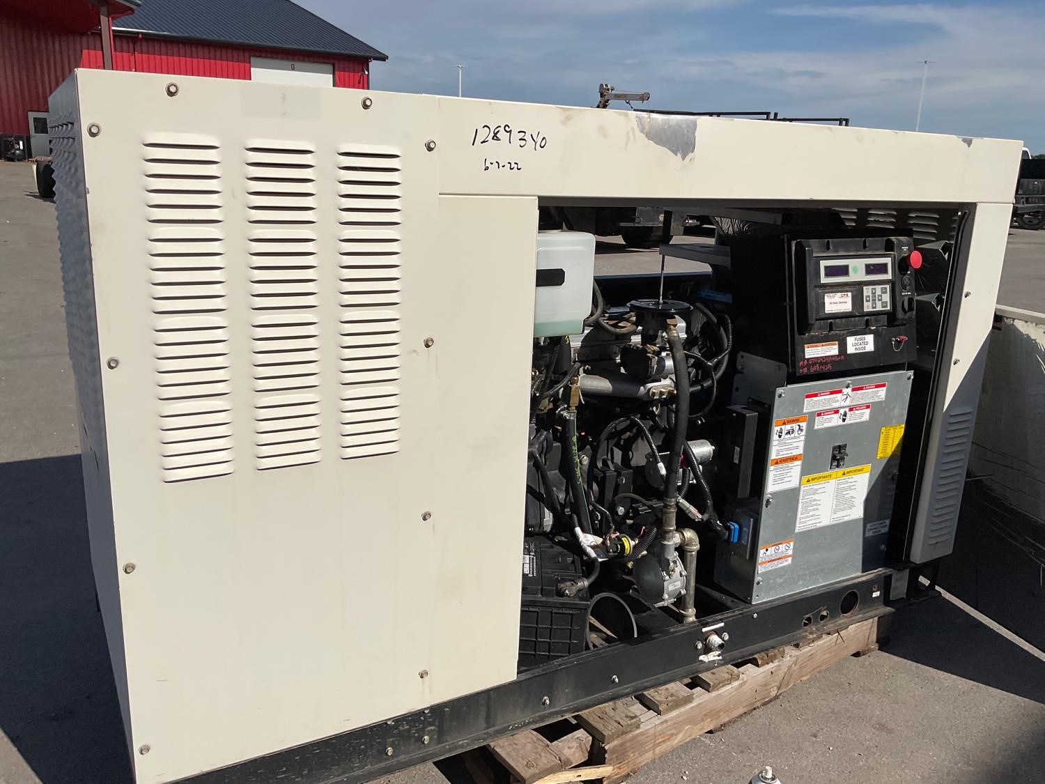 2011 Generac 25 KW QT02524ANSNA Natural Gas Standby Generator BigIron ...