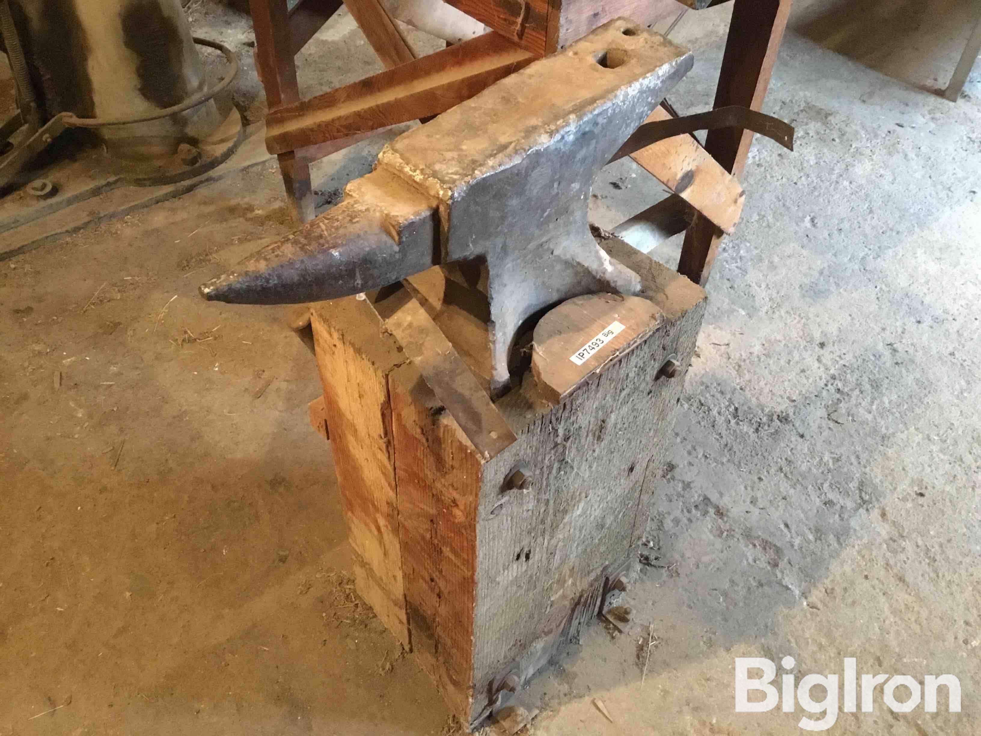 Peter Wright Anvil BigIron Auctions