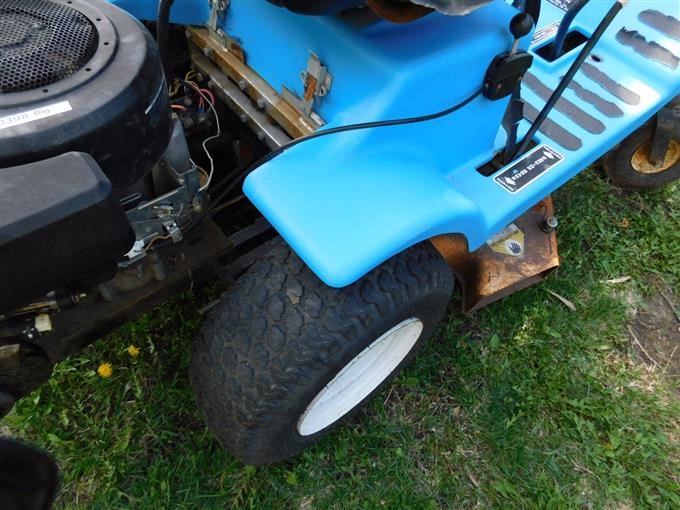 Dixon Zeeter 311 Zero Turn Lawn Mower Bigiron Auctions