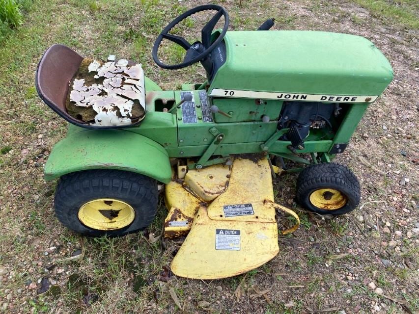 John Deere 70 Lawn Tractor Wmower Deck Bigiron Auctions 8212