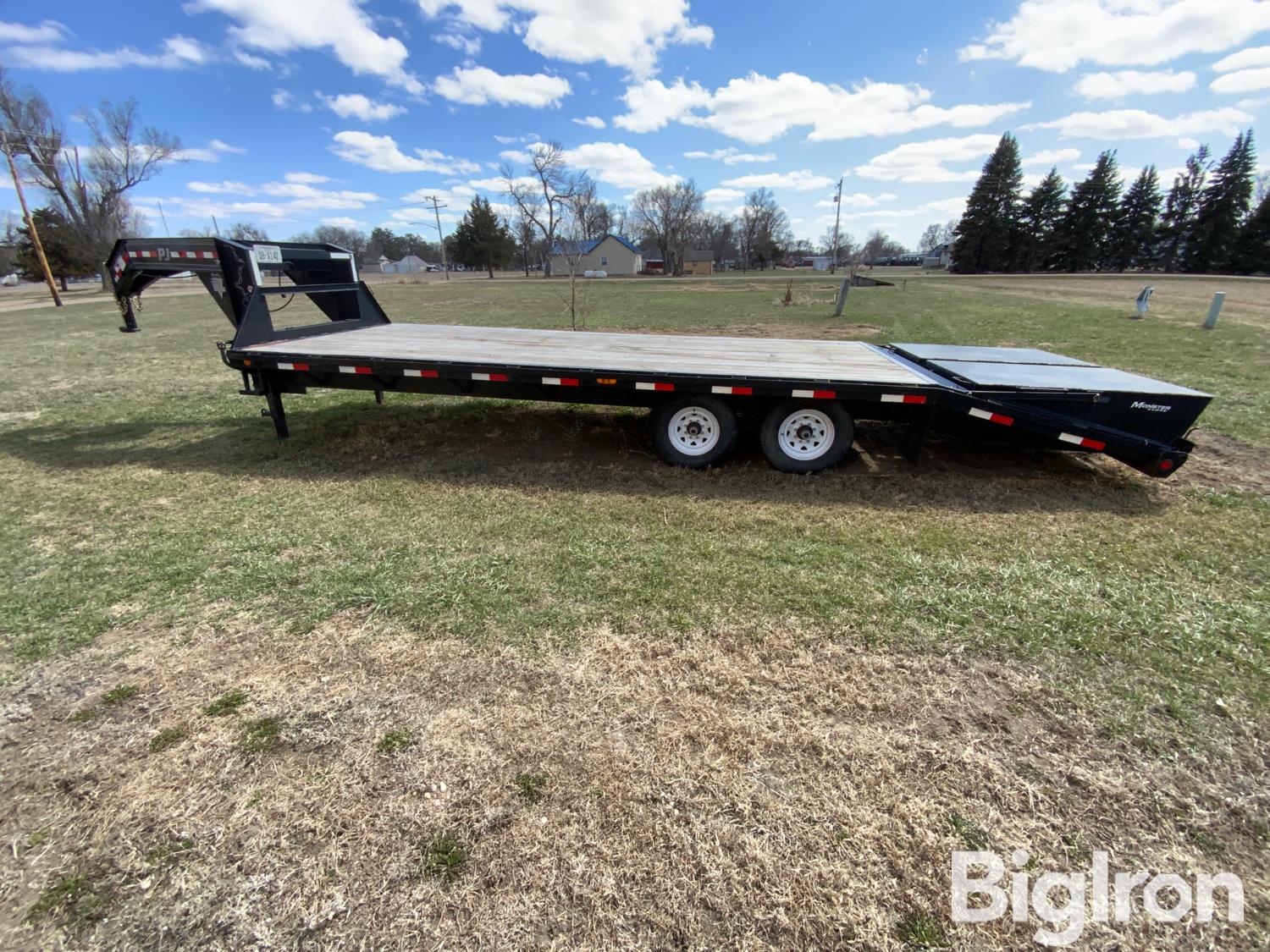 2015 PJ 25’ T/A Gooseneck Flatbed Trailer BigIron Auctions