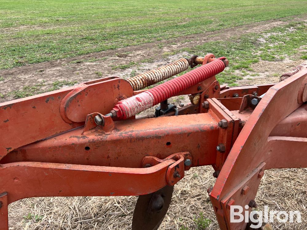 Melroe 518-911 6-Bottom Plow BigIron Auctions