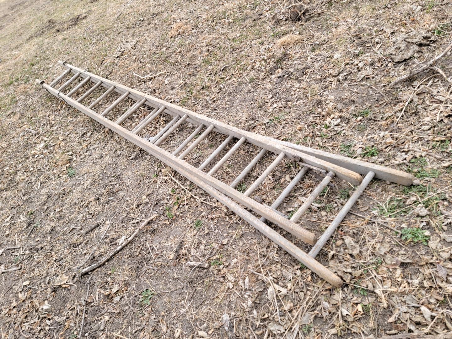 Wooden Extension Ladder BigIron Auctions