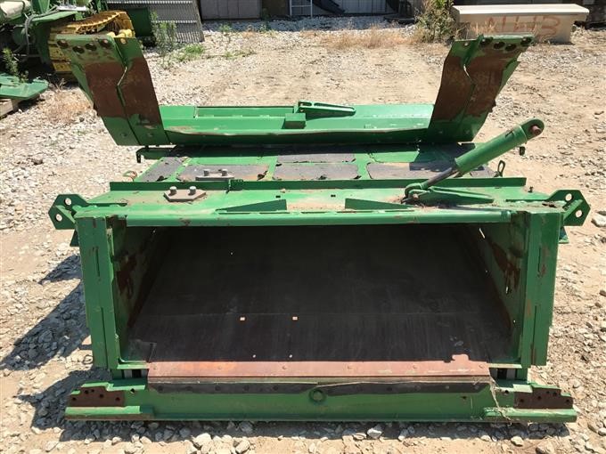 John Deere 9650 Contour Master Feeder House Bigiron Auctions 4000