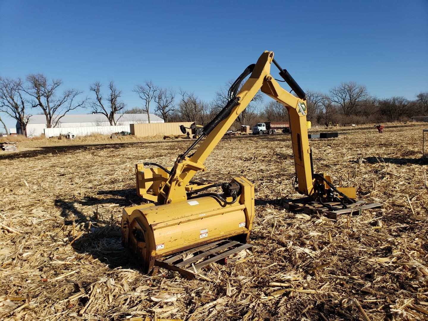 Diamond Mowers Side Mount Hydraulic Driven Boom Flail Mower BigIron 