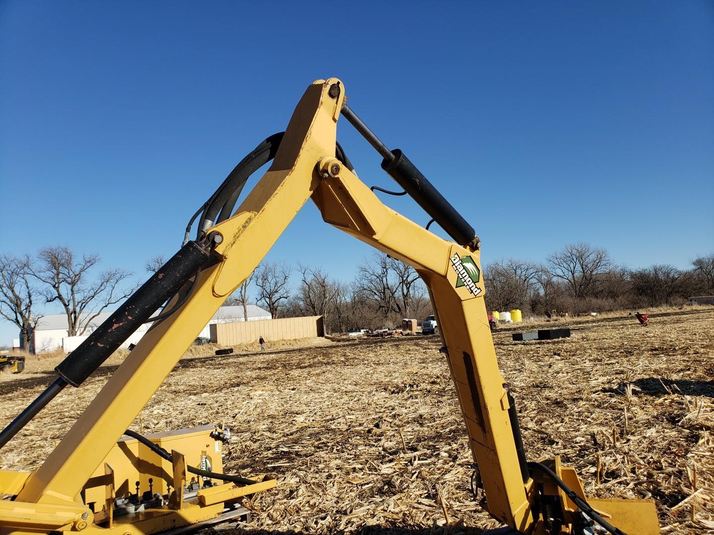 diamond-mowers-side-mount-hydraulic-driven-boom-flail-mower-bigiron