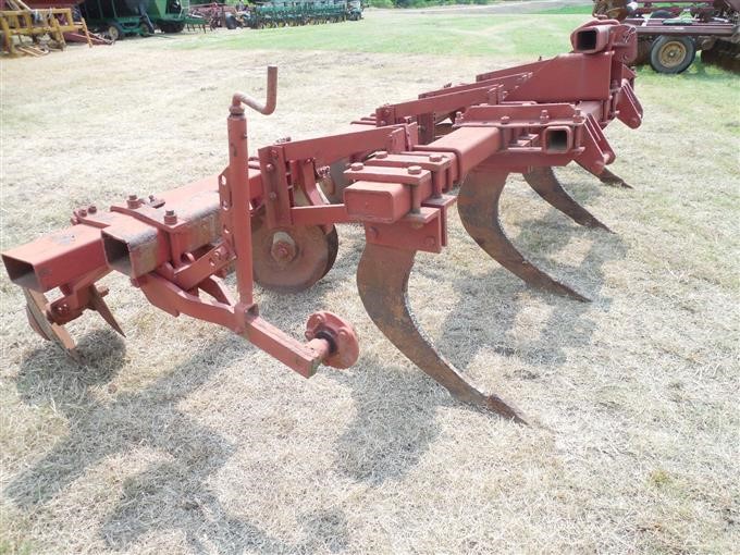 4.5 Foot Traps BigIron Auctions