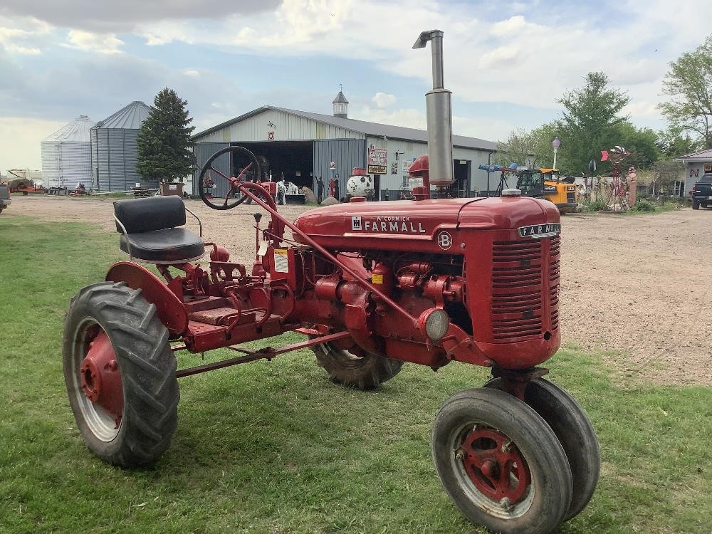 1946 Farmall B Culti-Vision 2WD Tractor BigIron Auctions