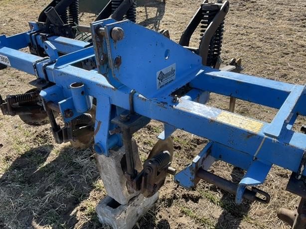 DMI 3100 5-Shank 3-Pt Ripper BigIron Auctions