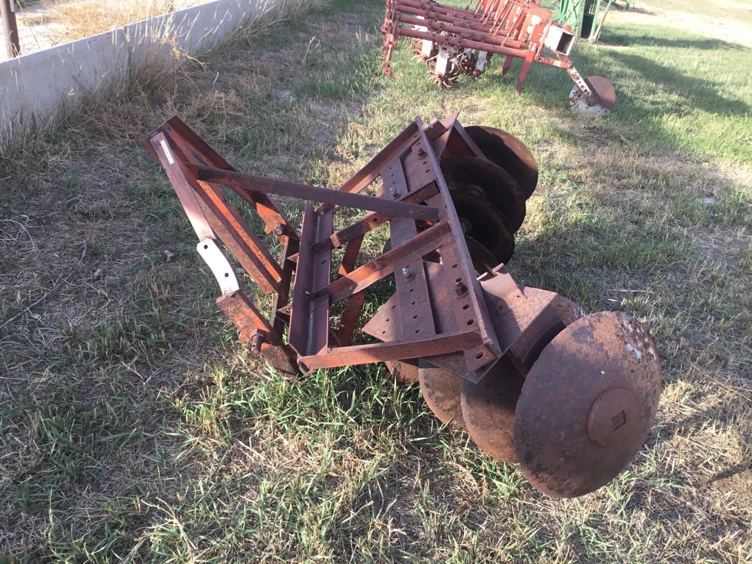 Pivot Track Closer BigIron Auctions