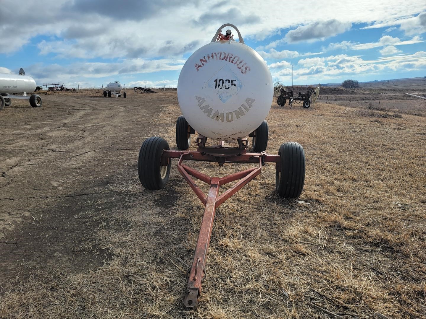 1000-Gallon Anhydrous Ammonia Tank & Trailer BigIron Auctions