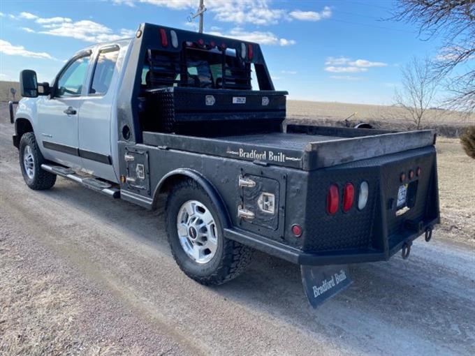 2011 GMC 2500 HD Sierra SLE 4x4 Ext Cab Flatbed Pickup BigIron Auctions