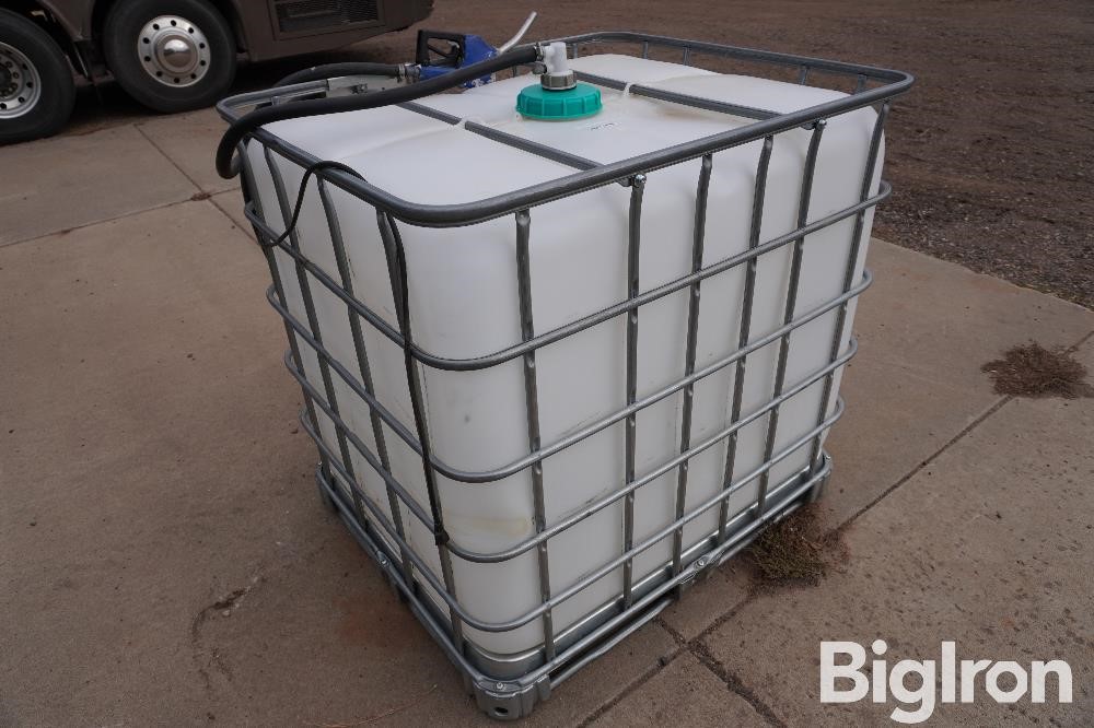 Schutz 275 Gallon Def Shuttle W Pump & Nozzle Bigiron Auctions