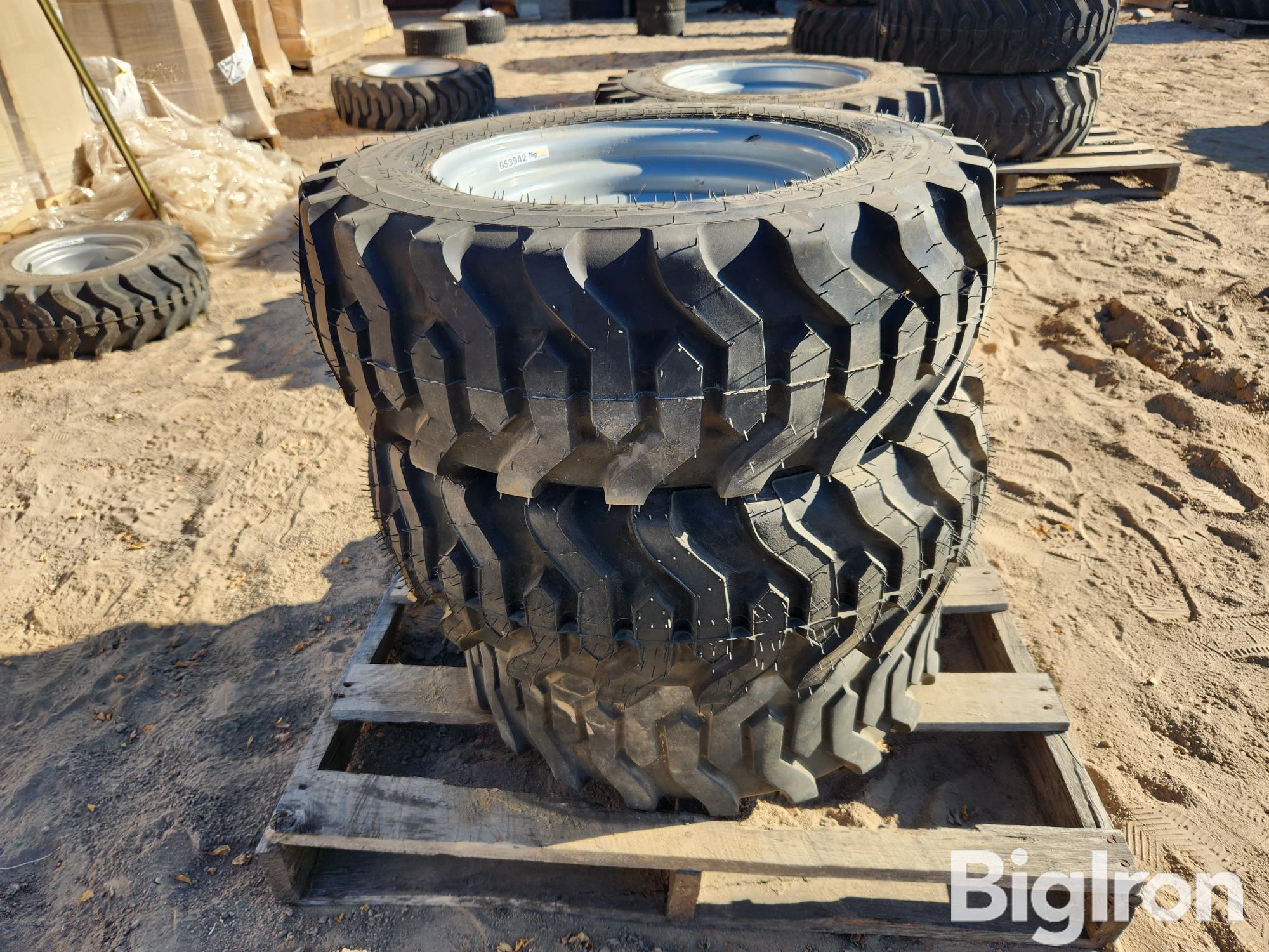 Carlisle Trac Chief 27x8.50-15 Tires BigIron Auctions