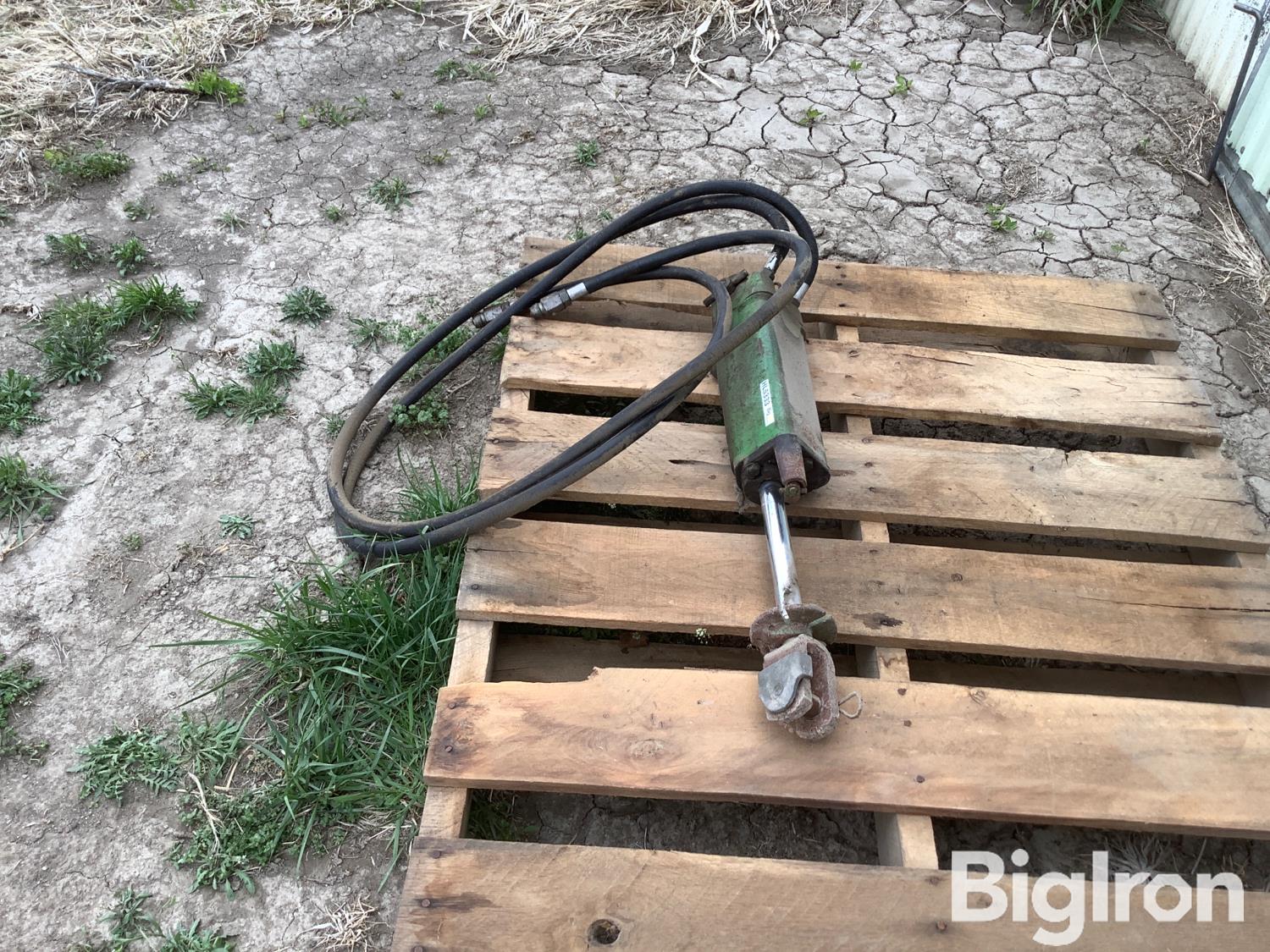 John Deere Hydraulic Cylinder Bigiron Auctions