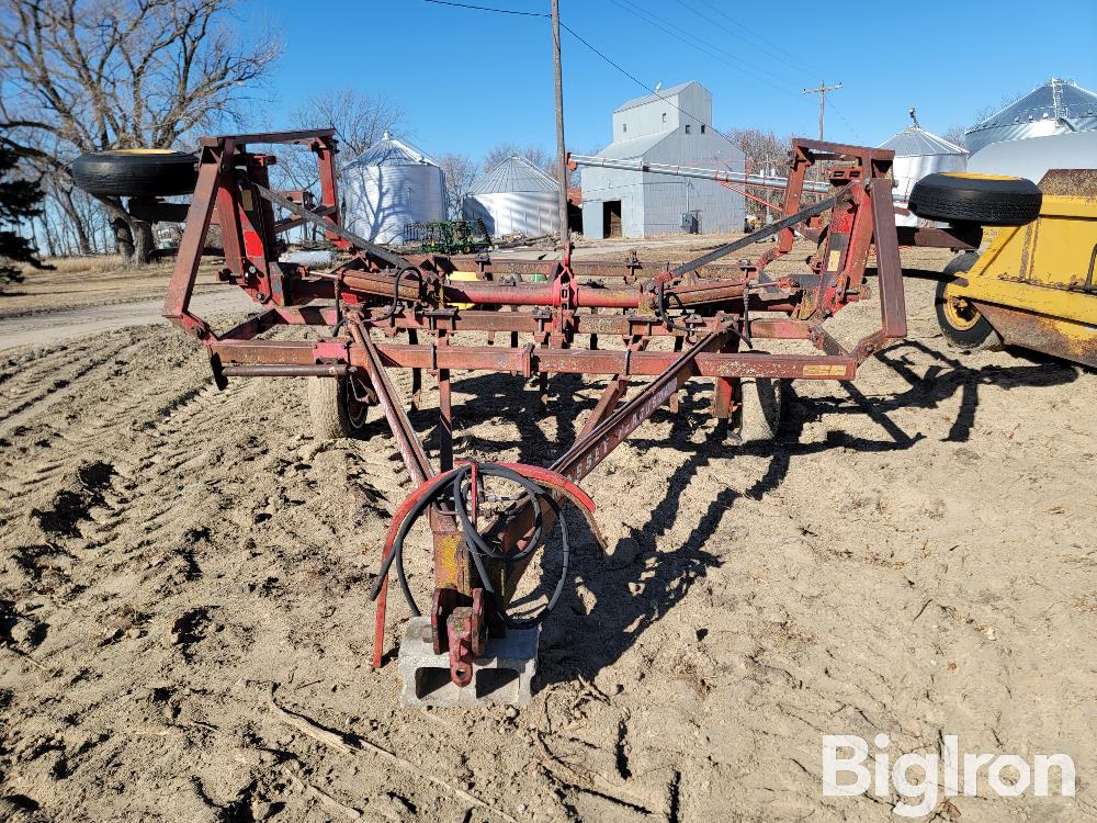 1977 Massey Ferguson 128 17 Shank Chisel BigIron Auctions