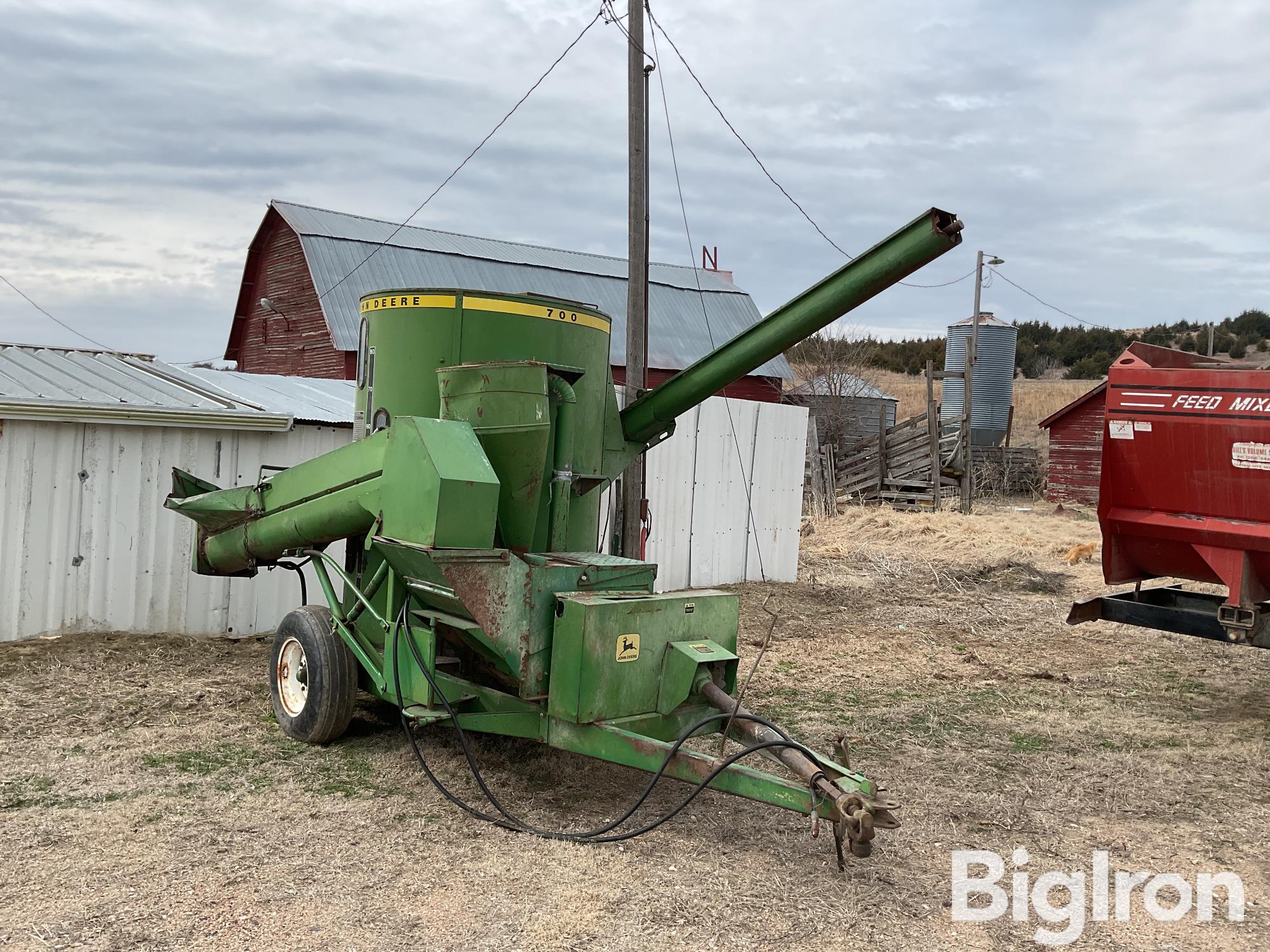 John Deere 700 Grinder Mixer BigIron Auctions