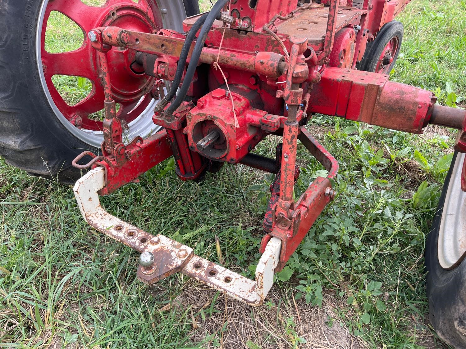 1962 McCormick Farmall 460 2WD Tractor BigIron Auctions