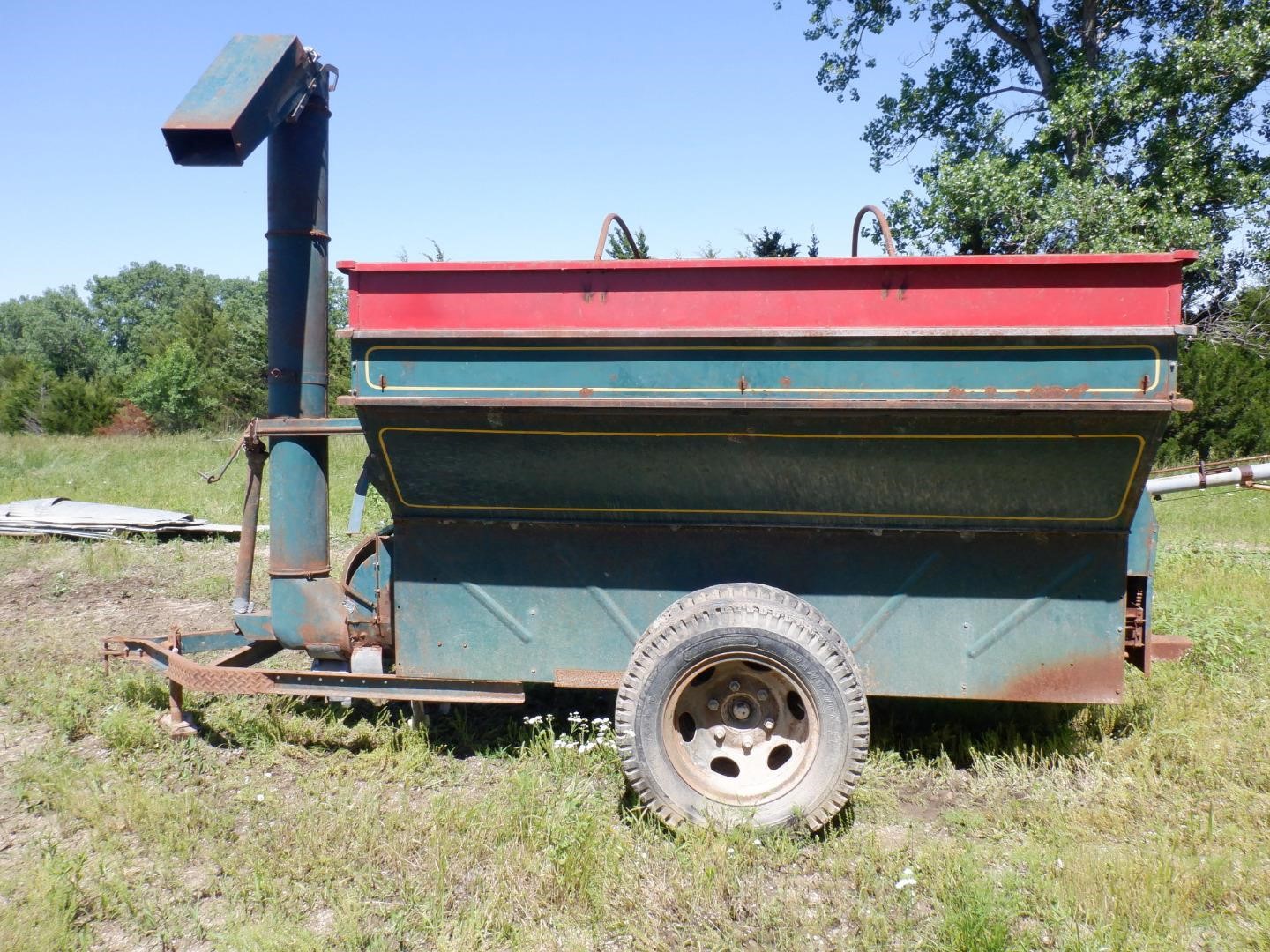 grain-O-vator 30 200 Bushel Feeder Wagon BigIron Auctions