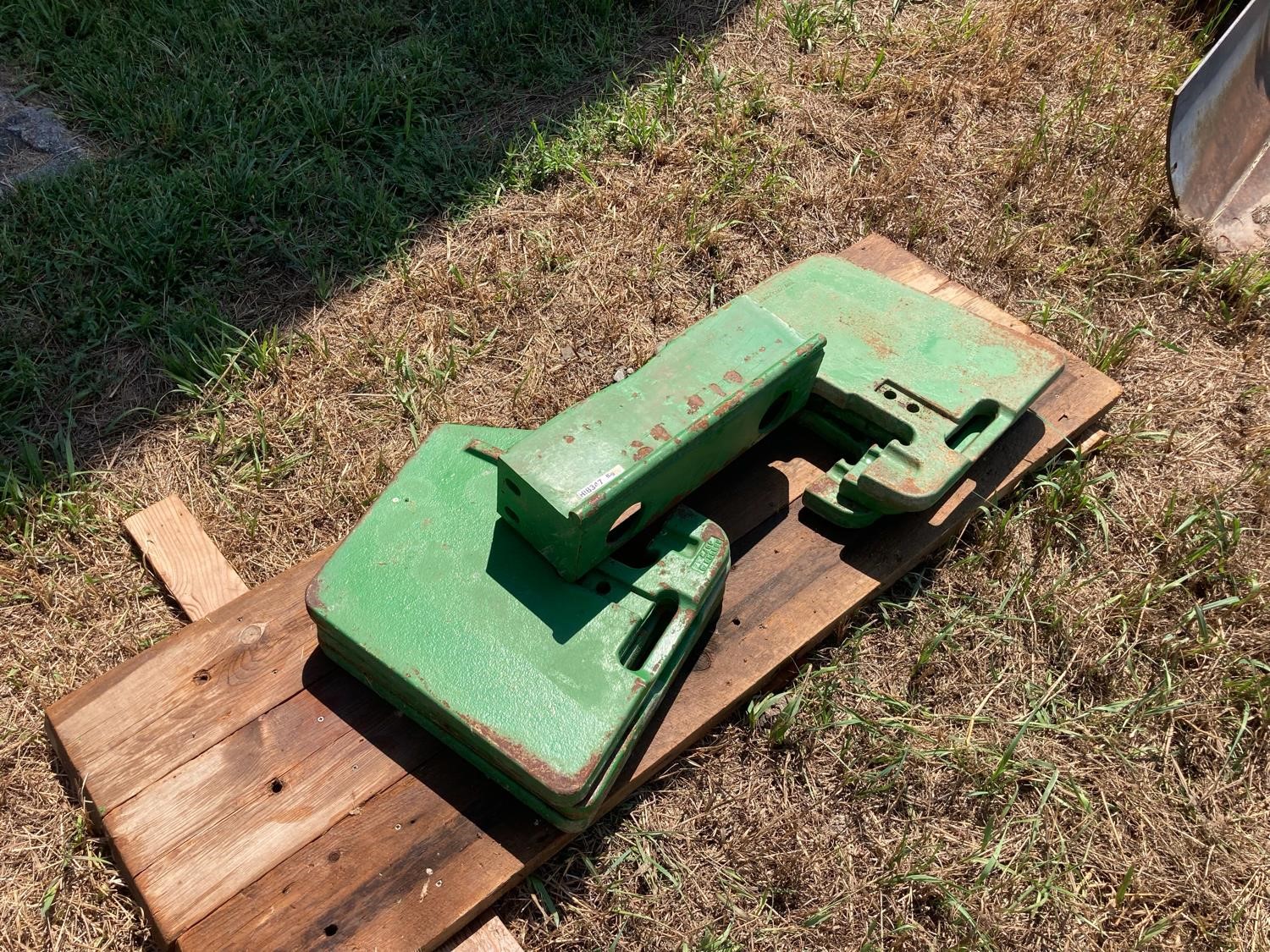 John Deere Suitcase Weights & Bracket BigIron Auctions