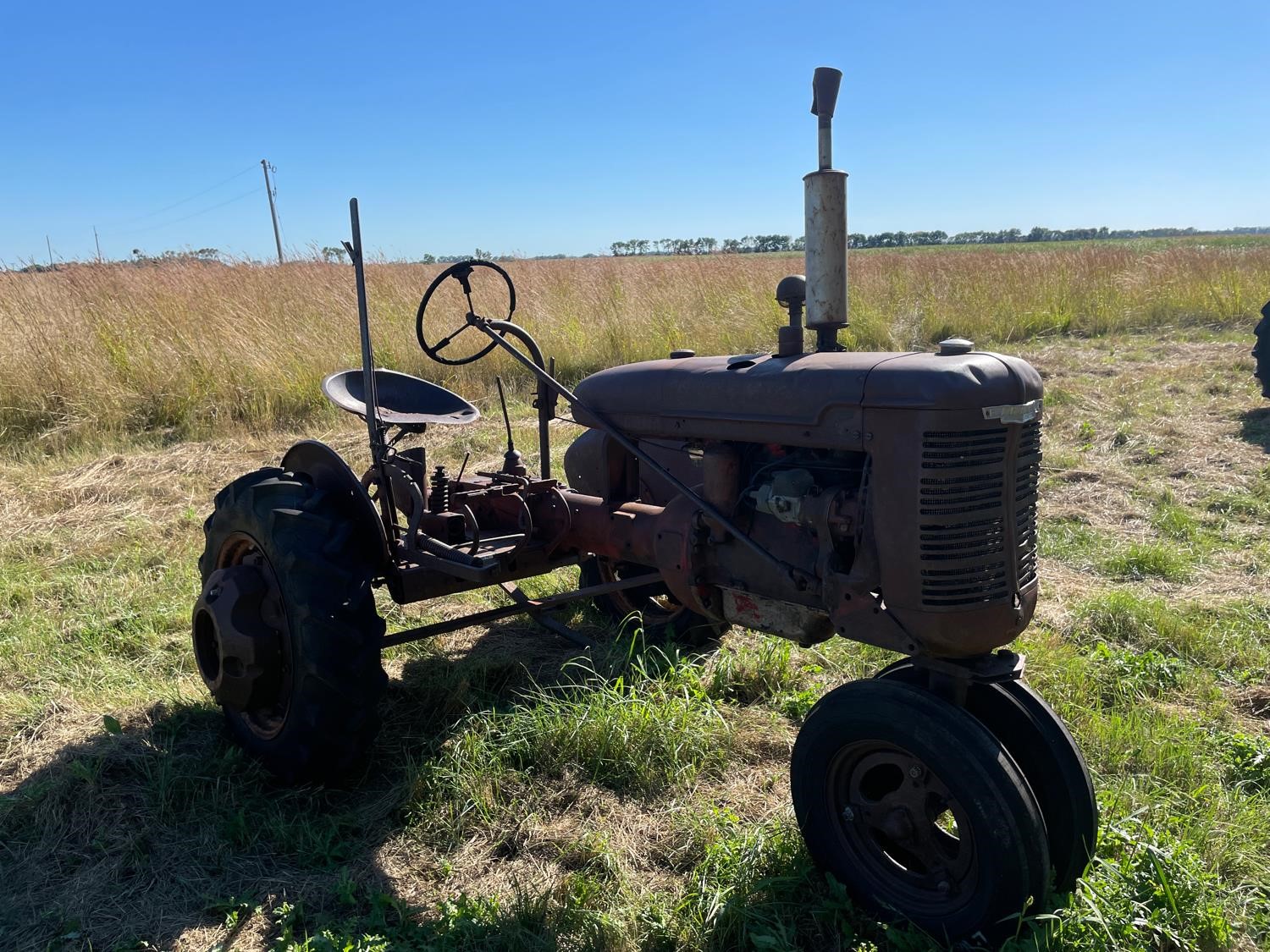 1940 Farmall Model B 2WD Tractor BigIron Auctions