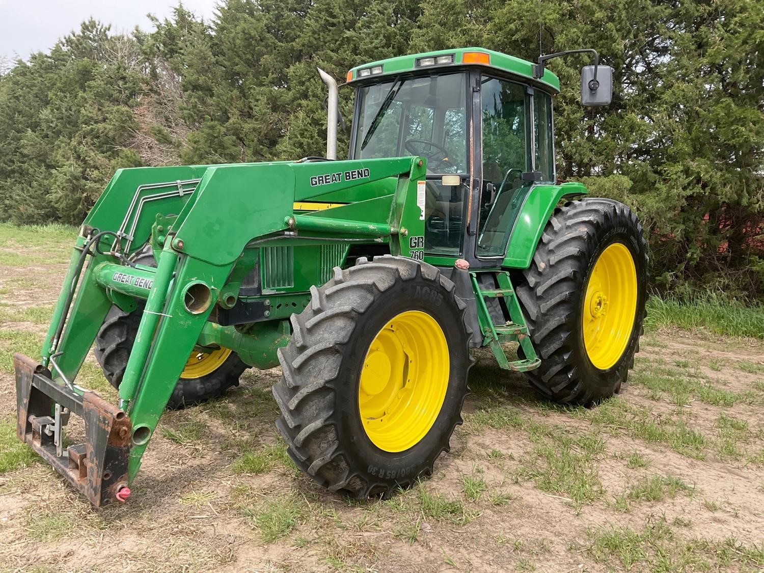 John Deere 7410