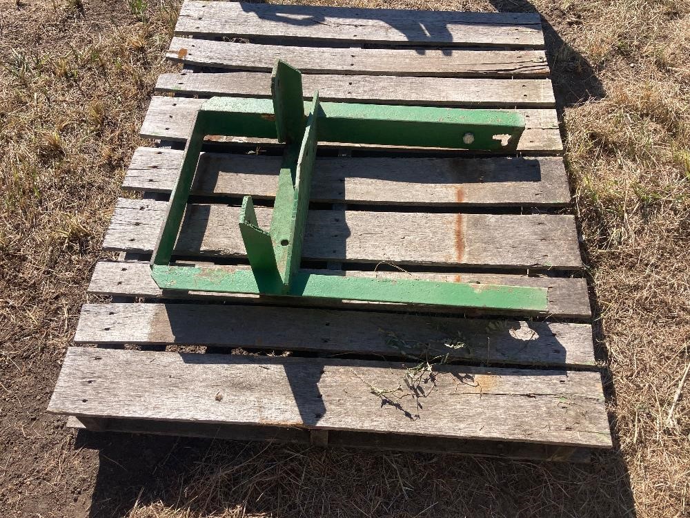 John Deere Weight Bracket BigIron Auctions