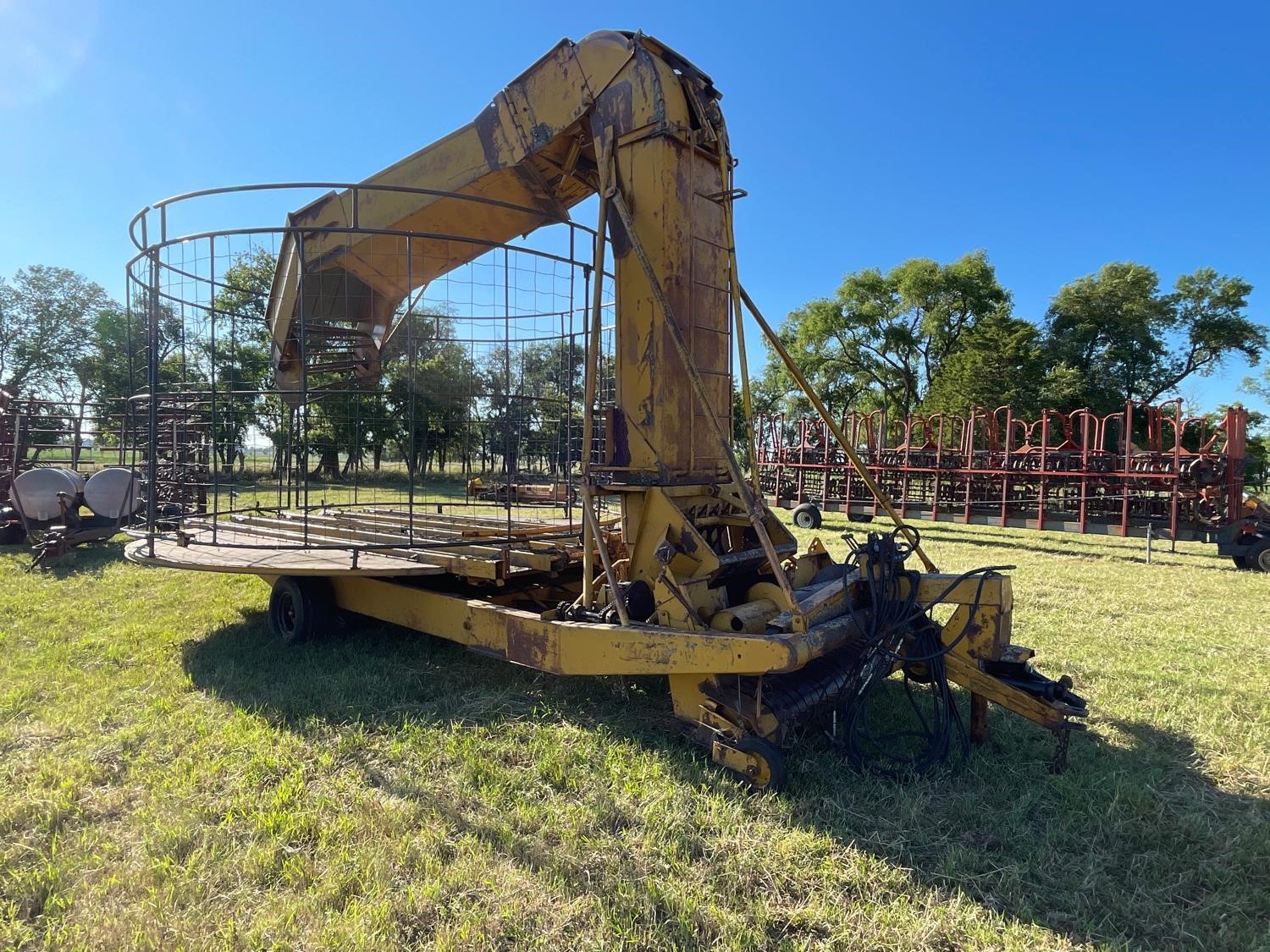 Haybuster 16’ Stackeze Hay Stacker BigIron Auctions