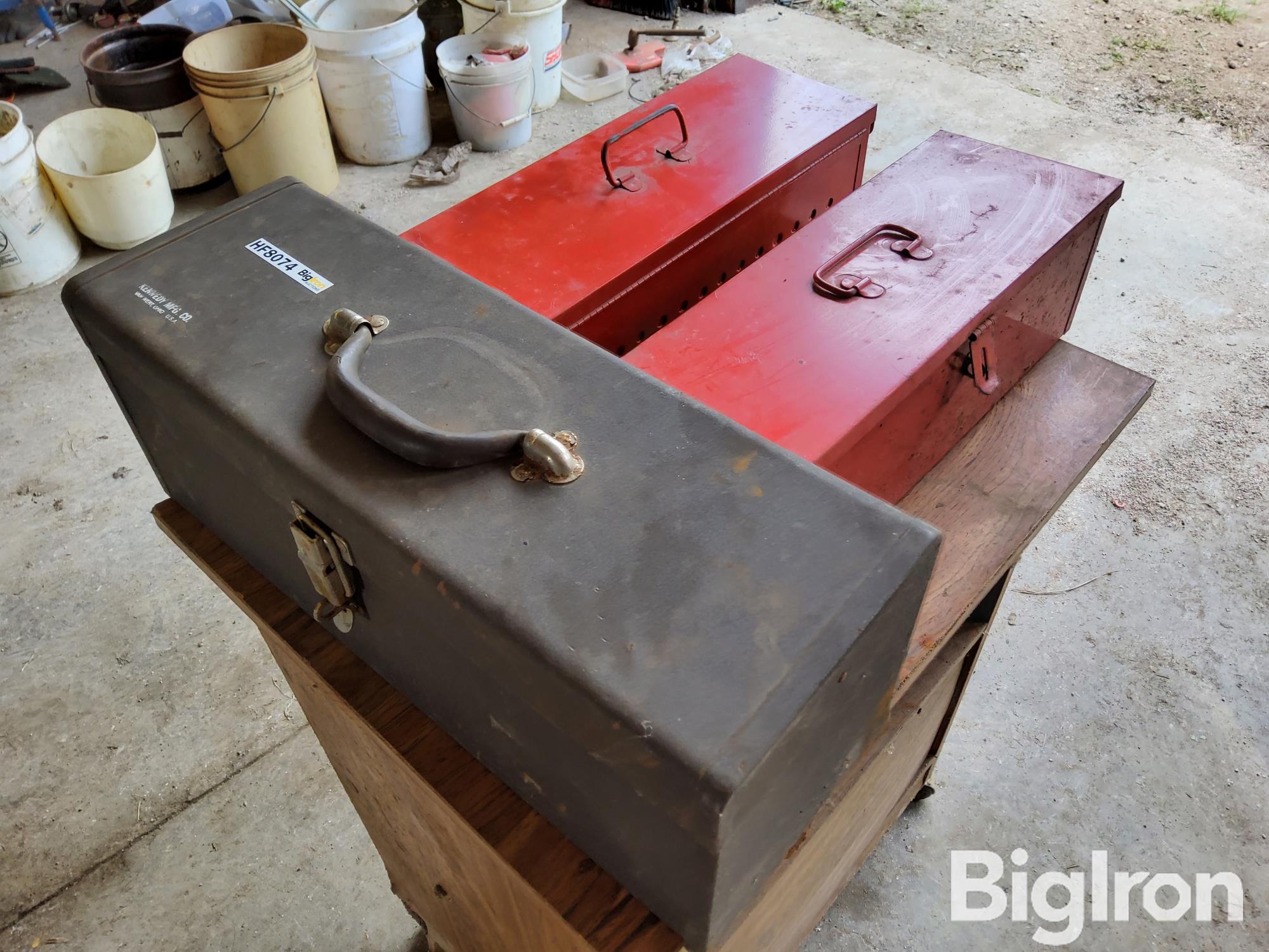 Kennedy Tool Box Auction
