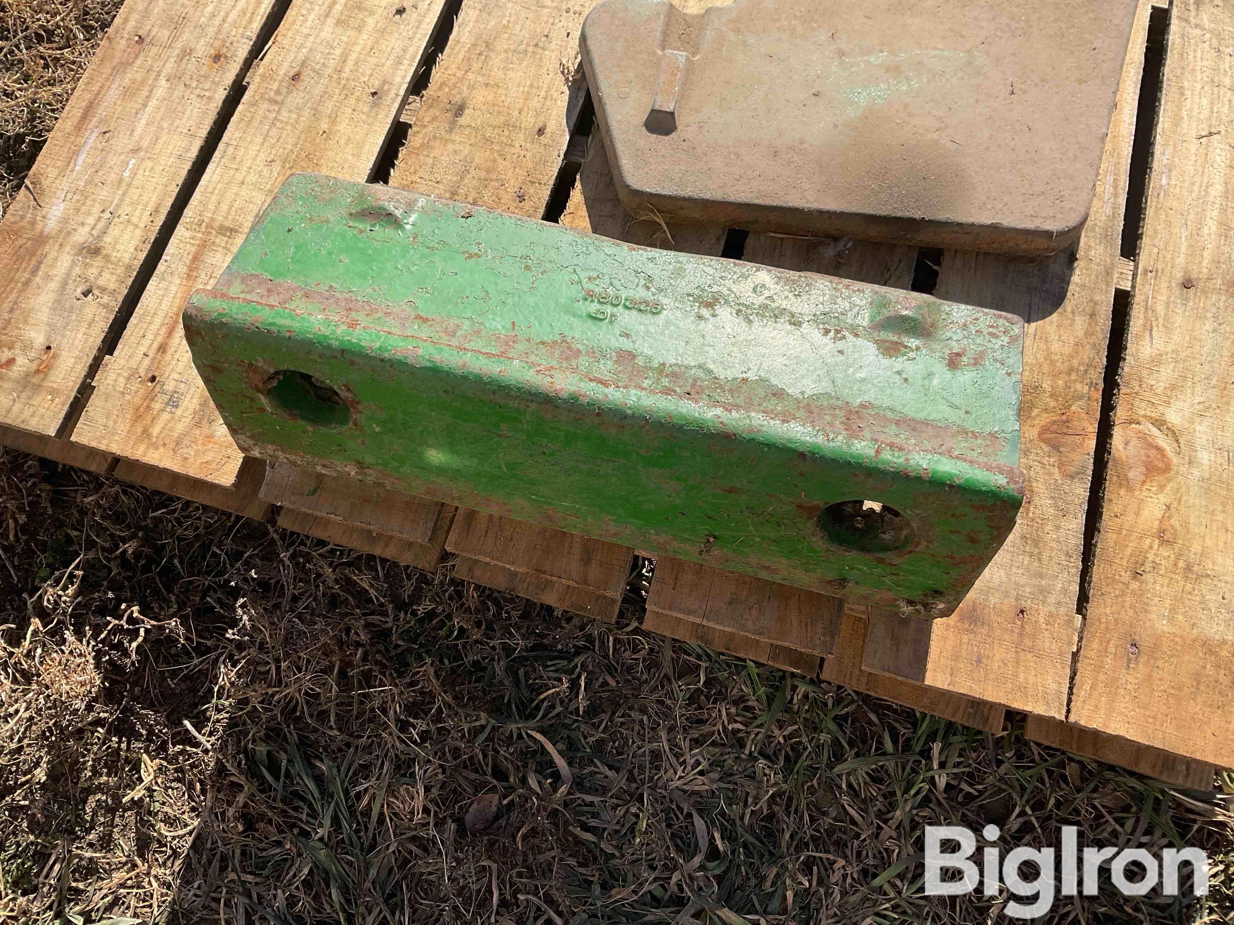 John Deere Weight Bracket & Suitcase Weight BigIron Auctions