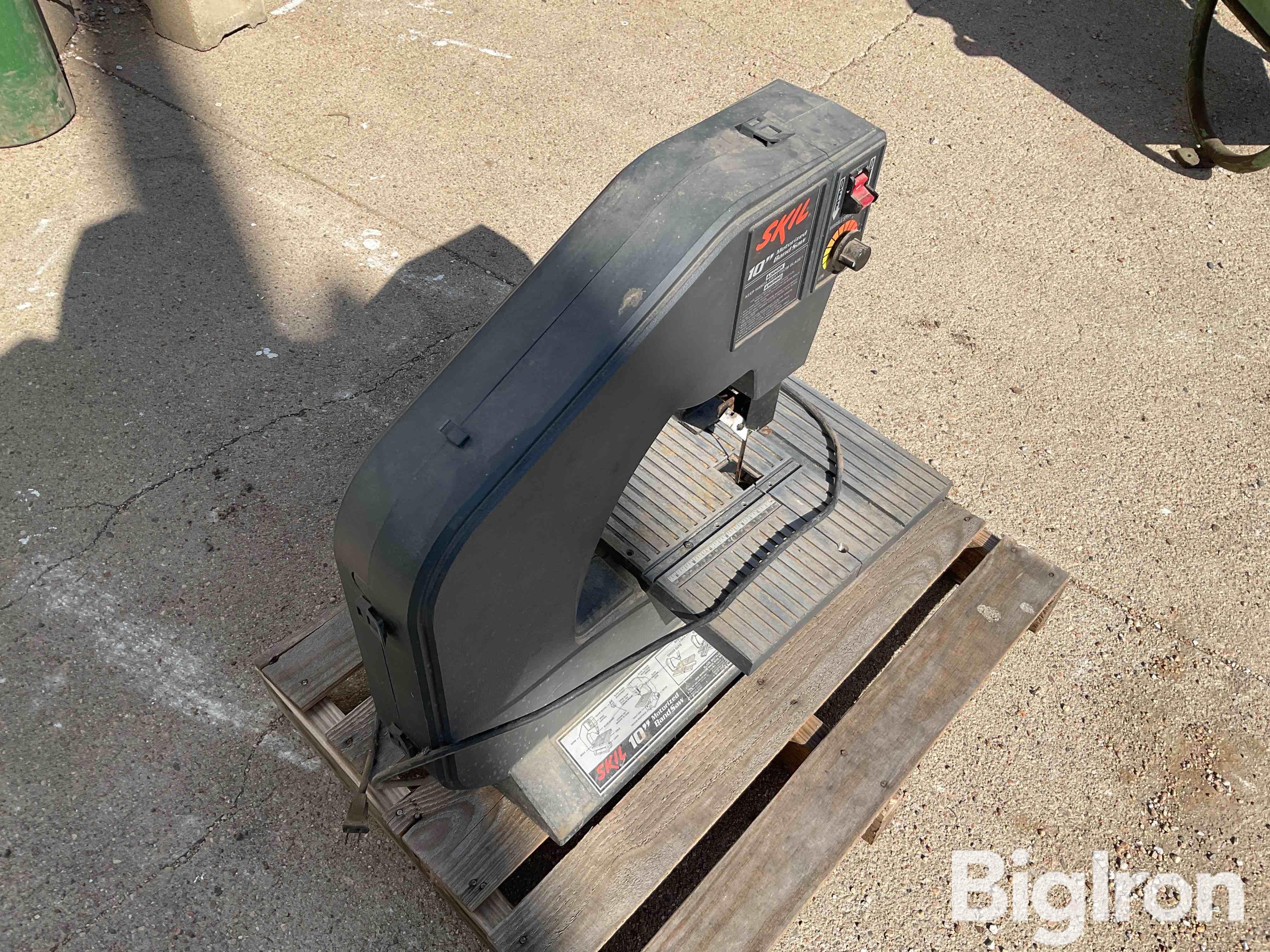 Skil 3104 10” Motorized Band Saw BigIron Auctions