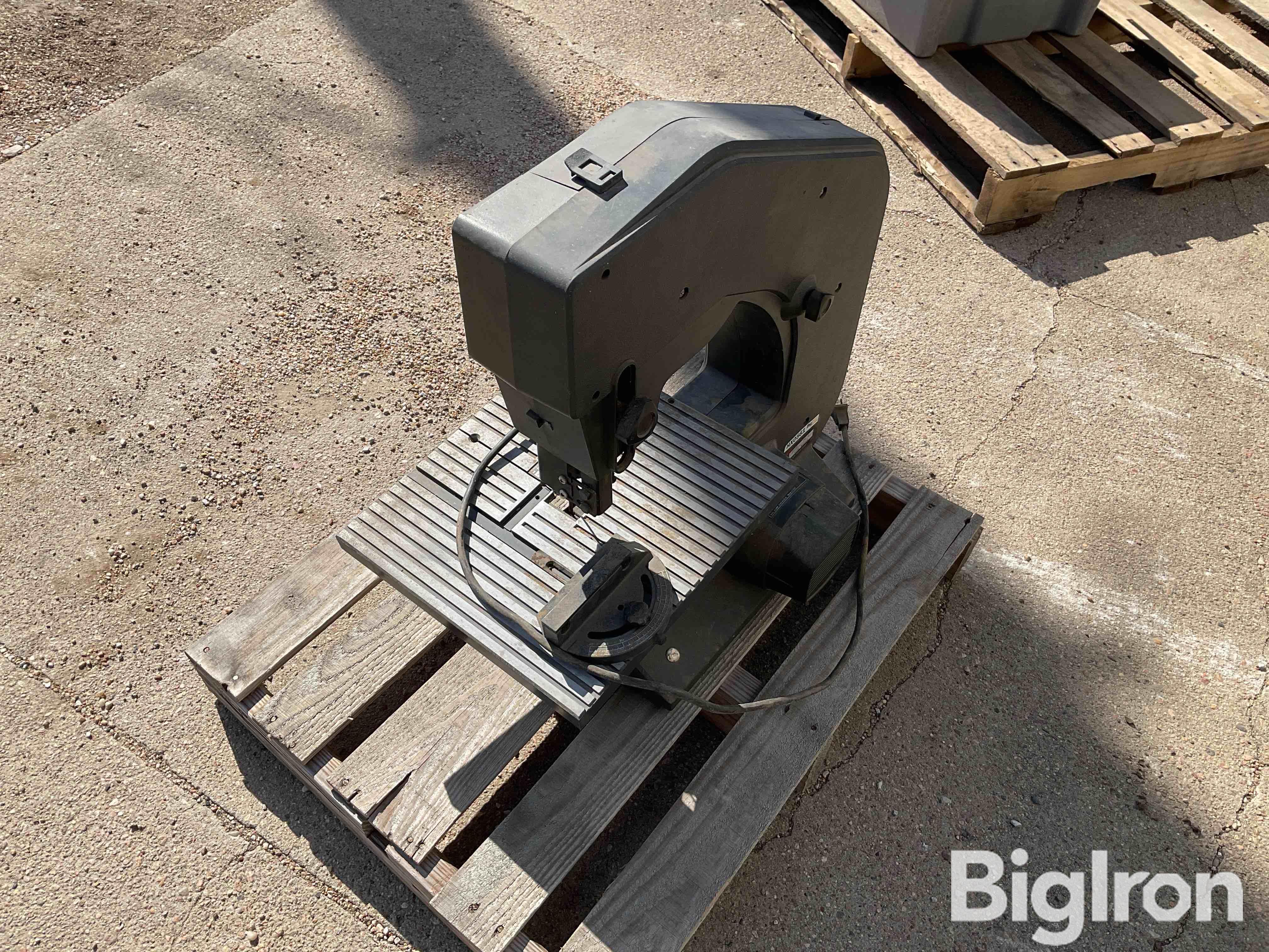 Skil 3104 10” Motorized Band Saw BigIron Auctions