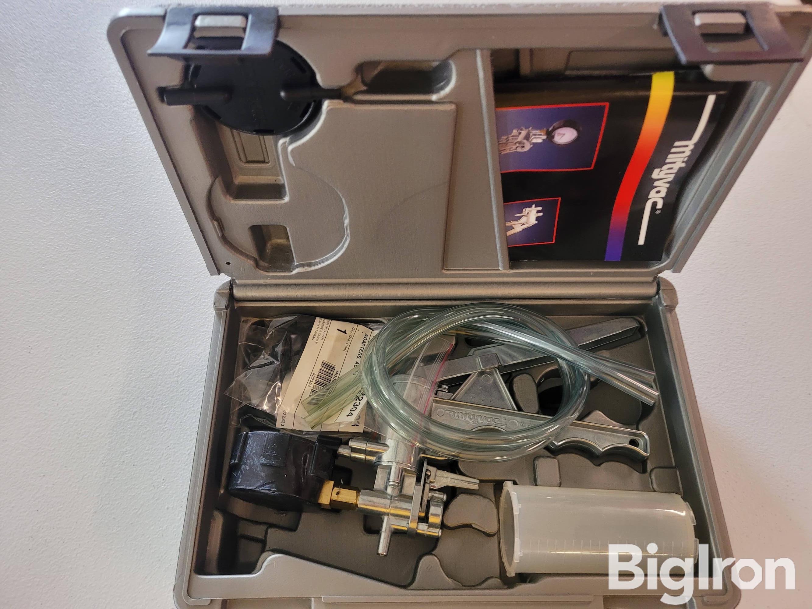 Snap-On Blue Pt YA4000A Automotive Test Kit BigIron Auctions