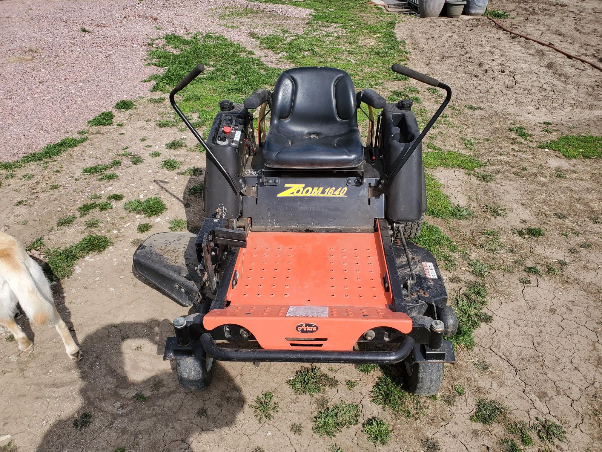 Ariens Zoom 1640 Zero Turn Mower BigIron Auctions