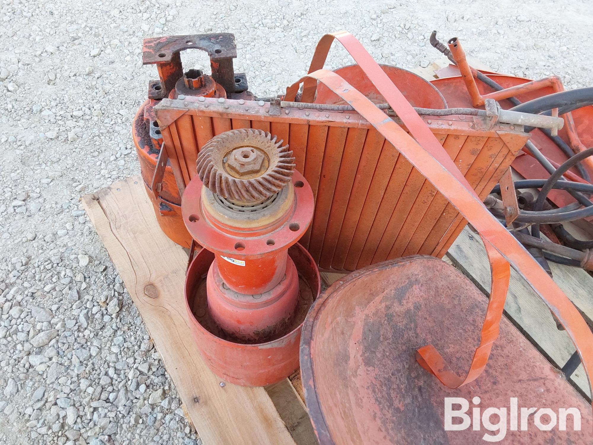 Allis-Chalmers Tractor Parts BigIron Auctions