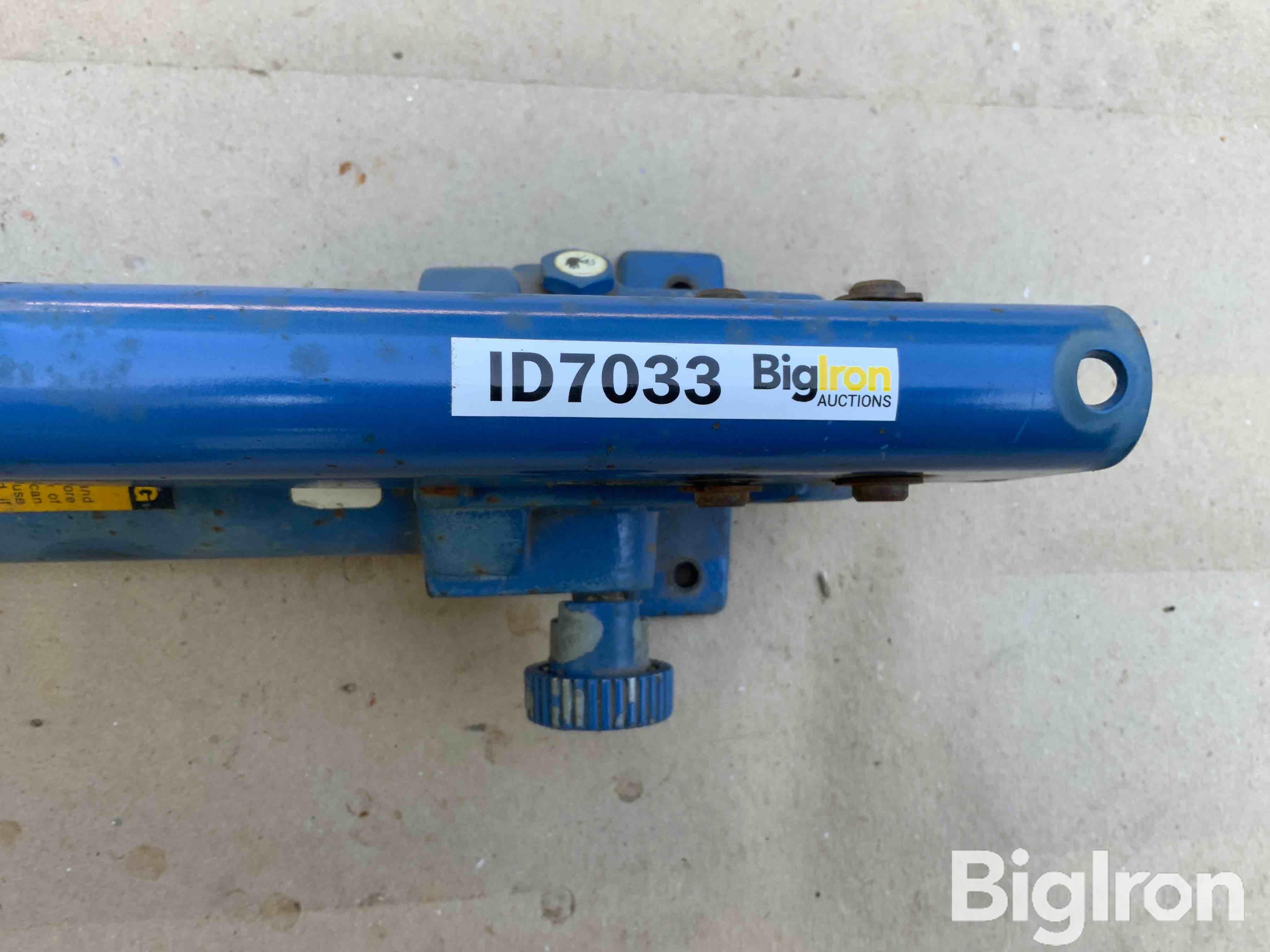 Ag-Bag Hydraulic Hand Pump BigIron Auctions