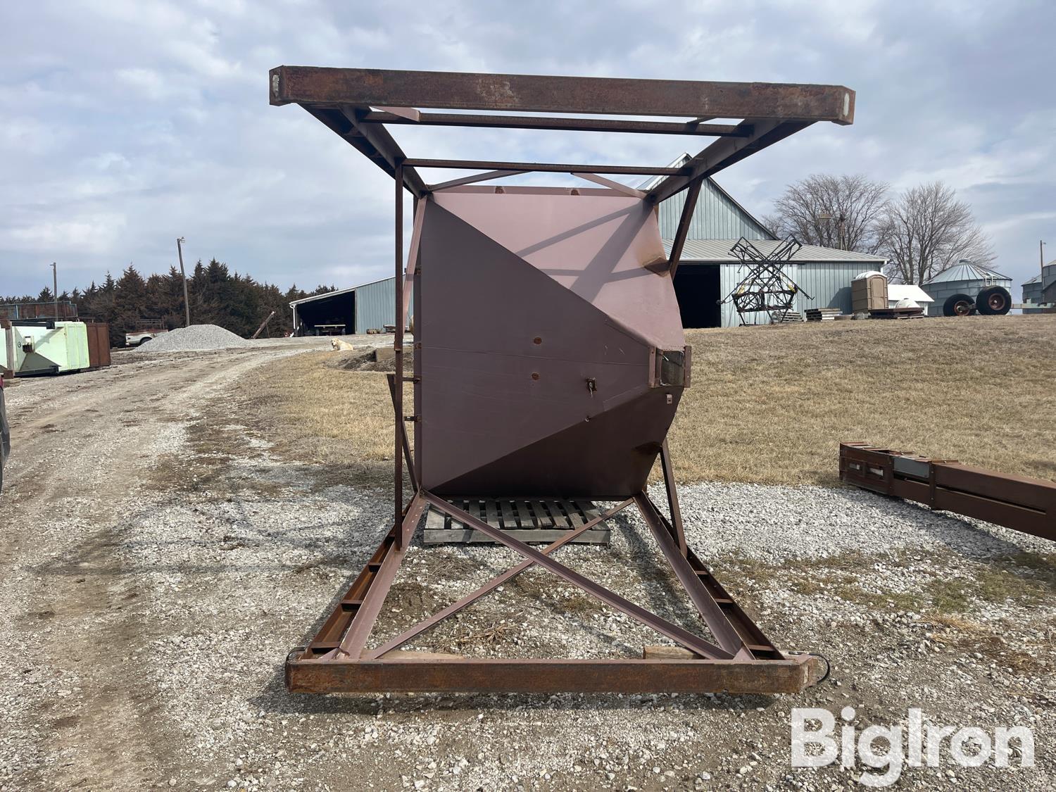 Overhead Bulk Bin BigIron Auctions