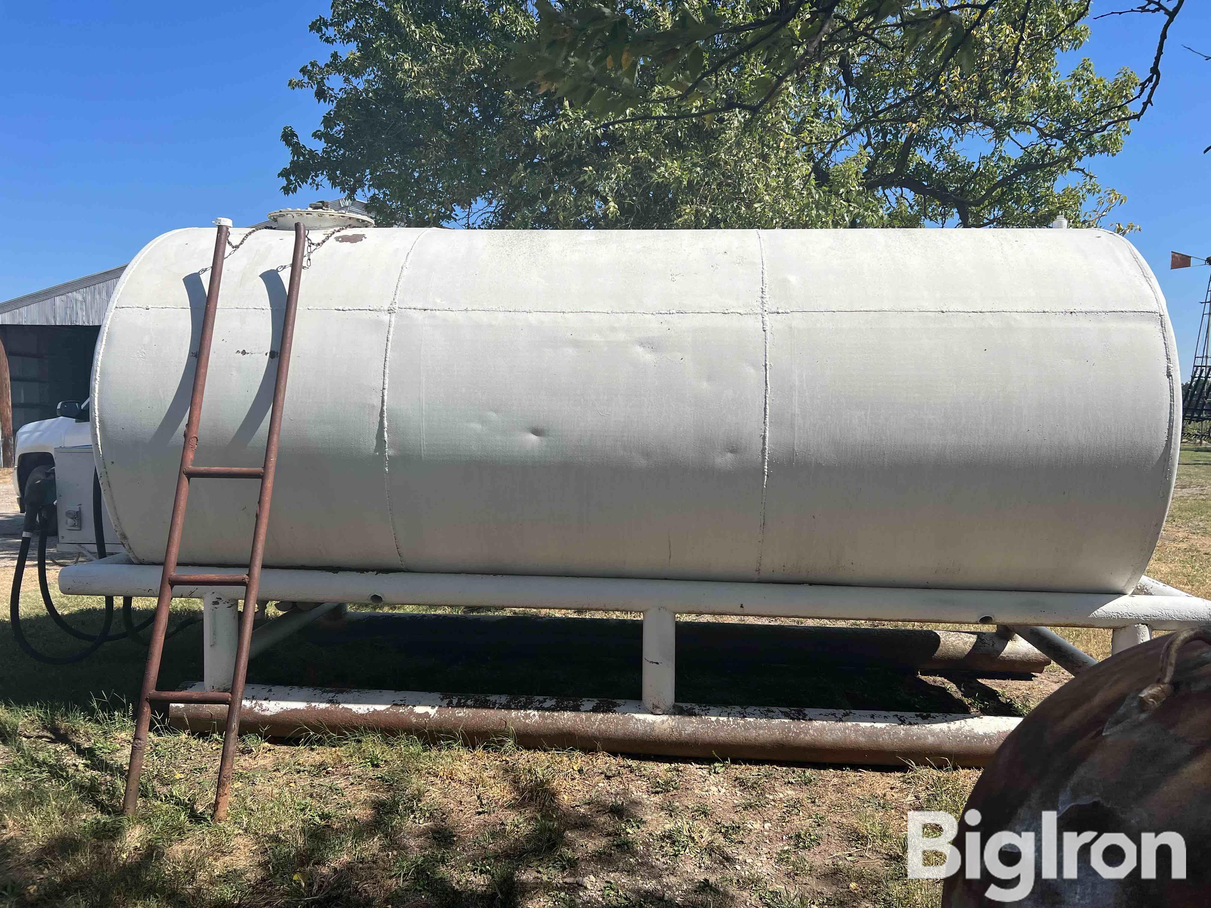 3000 Gallon Fuel Tank Bigiron Auctions
