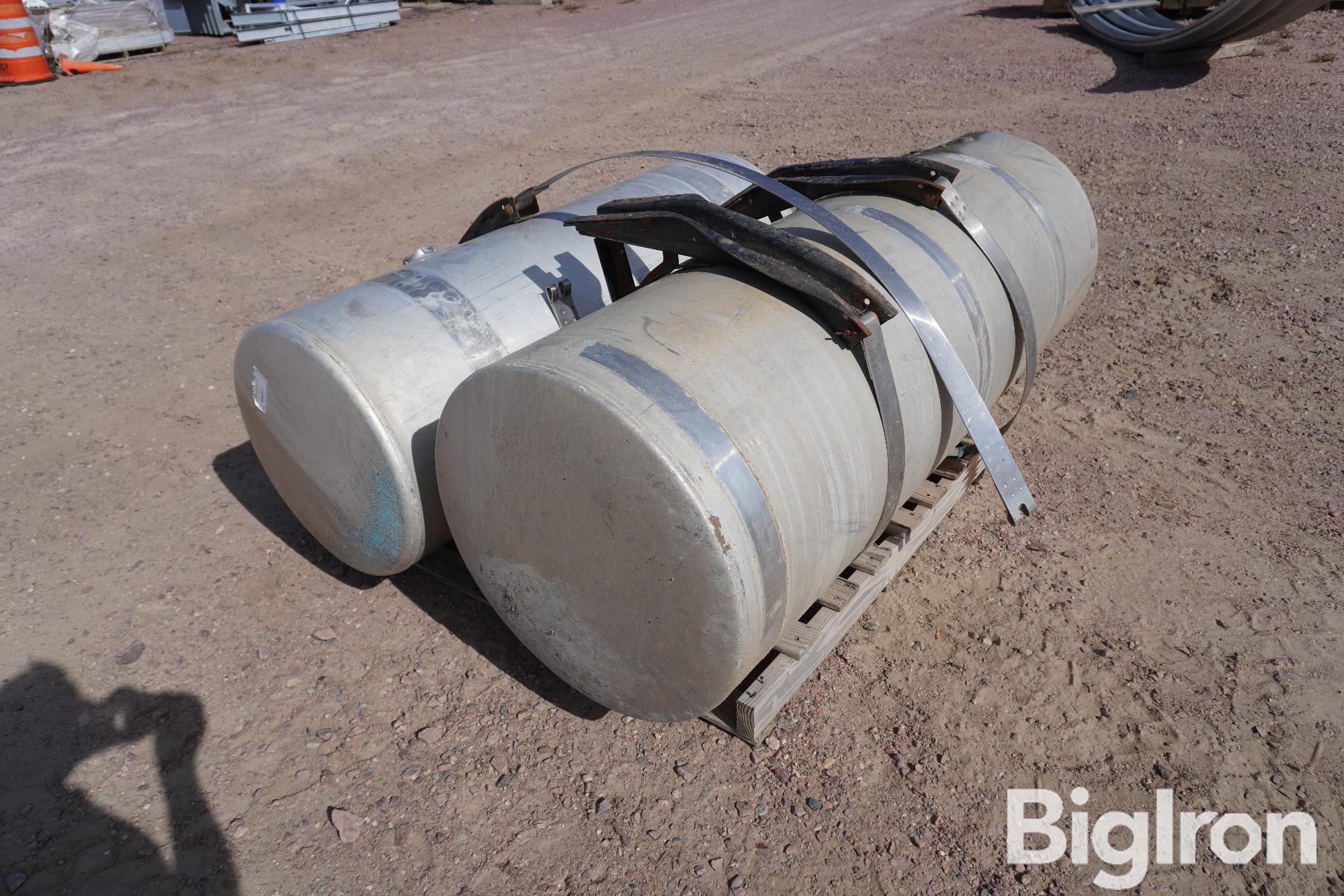 Aluminum Truck Fuel Tanks Bigiron Auctions